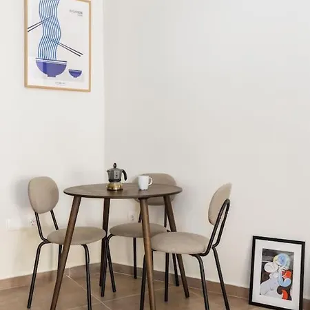 Japandi Style Flat In Center *