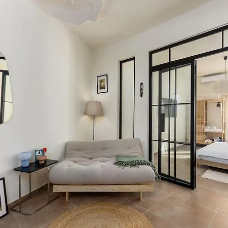 Japandi Style Flat In Center Θεσσαλονίκη